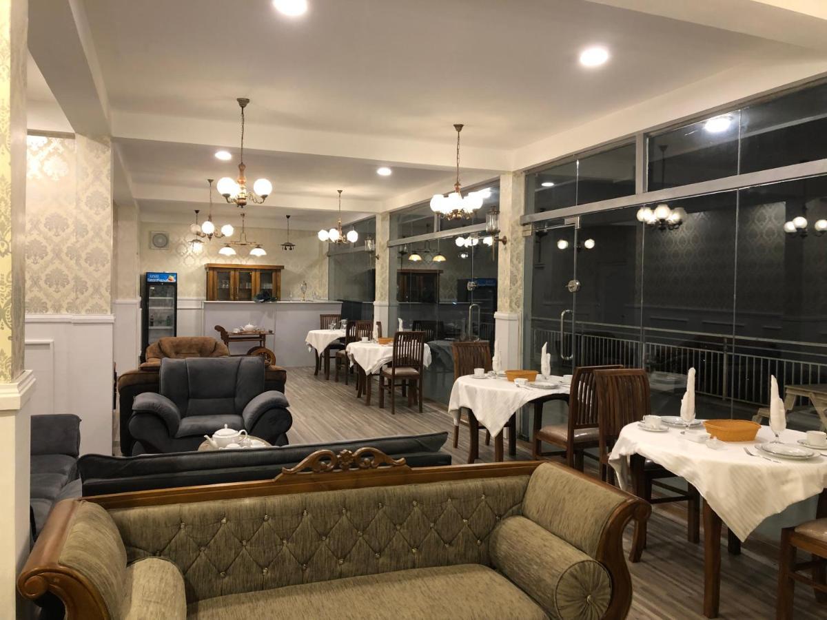Hotel Bonavista Нувара-Элия Экстерьер фото